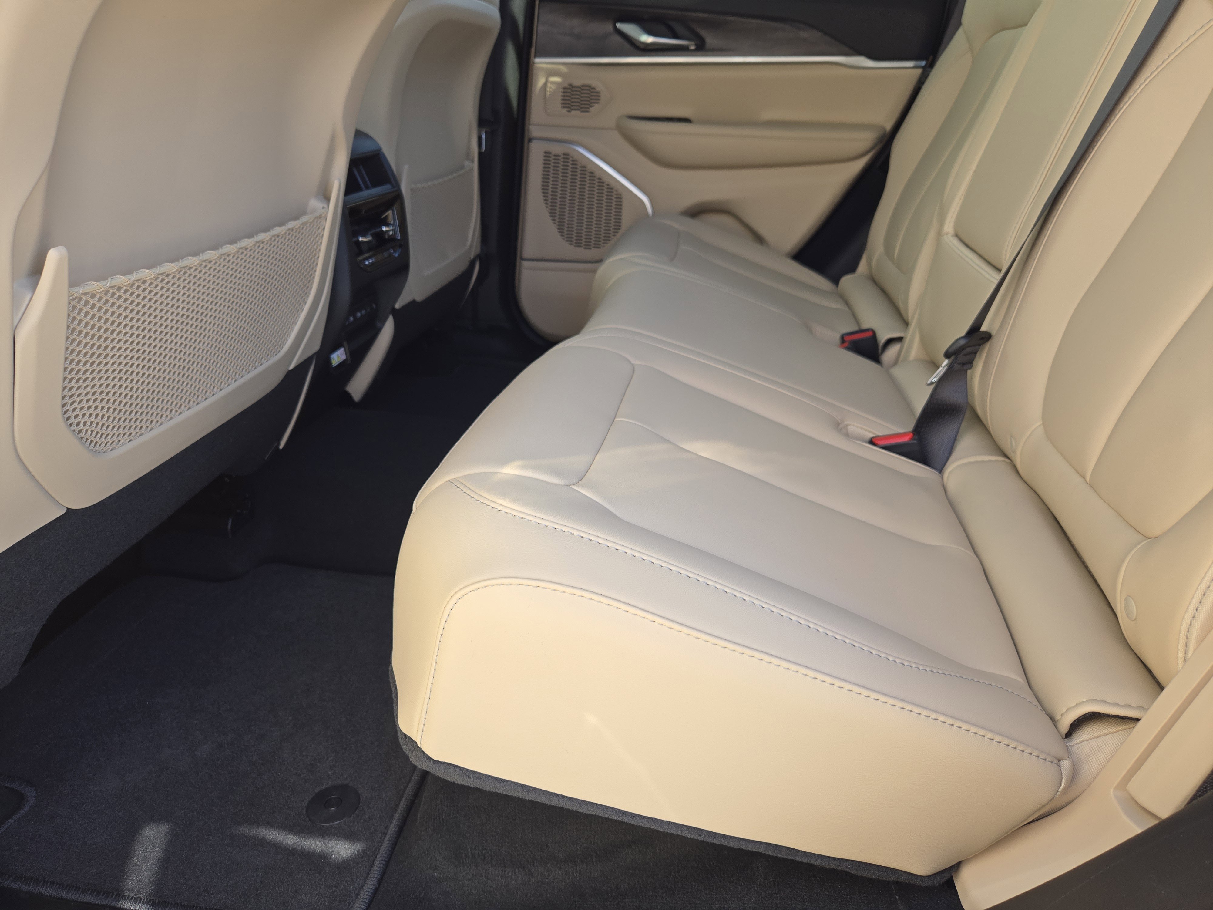 New 2026 Jeep Grand Cherokee Limited image 22