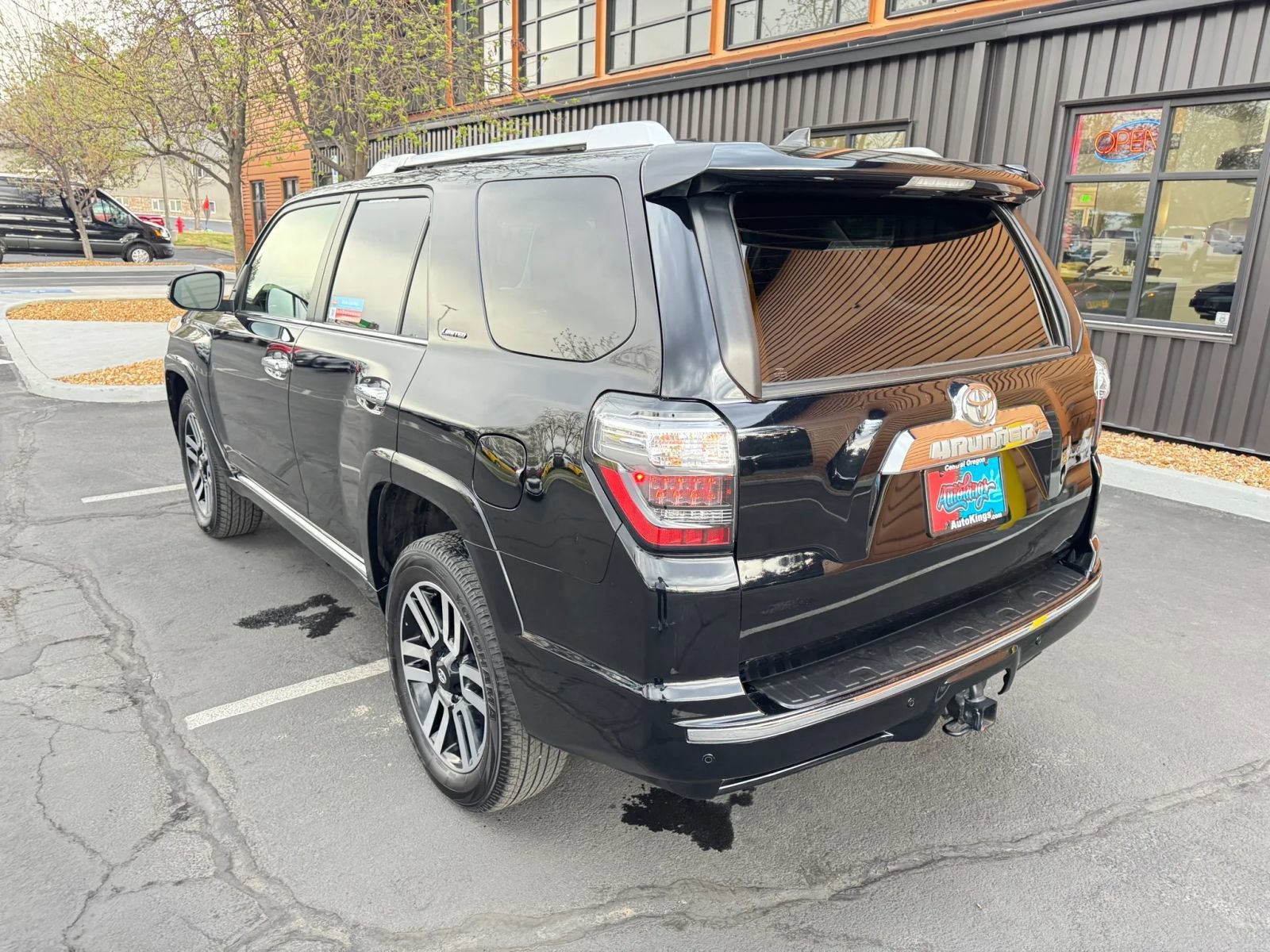Used 2023 Toyota 4Runner Limited AWD/4WD image 3