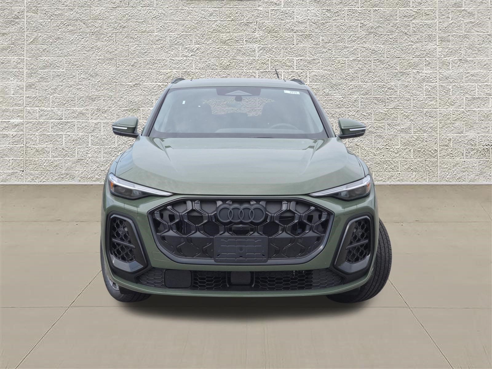 New 2026 Audi Q5 Premium Plus AWD/4WD image 2