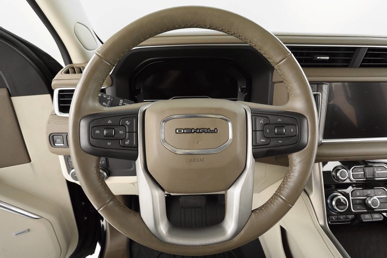 Used 2022 GMC Yukon XL Denali image 13