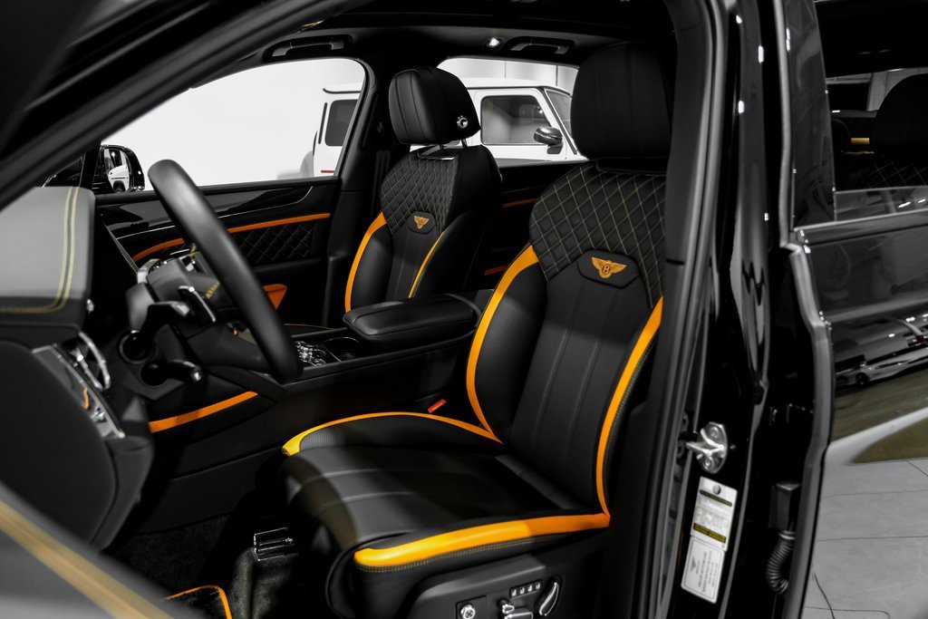 Used 2023 Bentley Bentayga Speed image 33