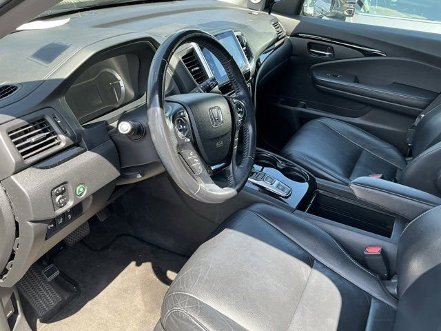Used 2016 Honda Pilot Touring image 19