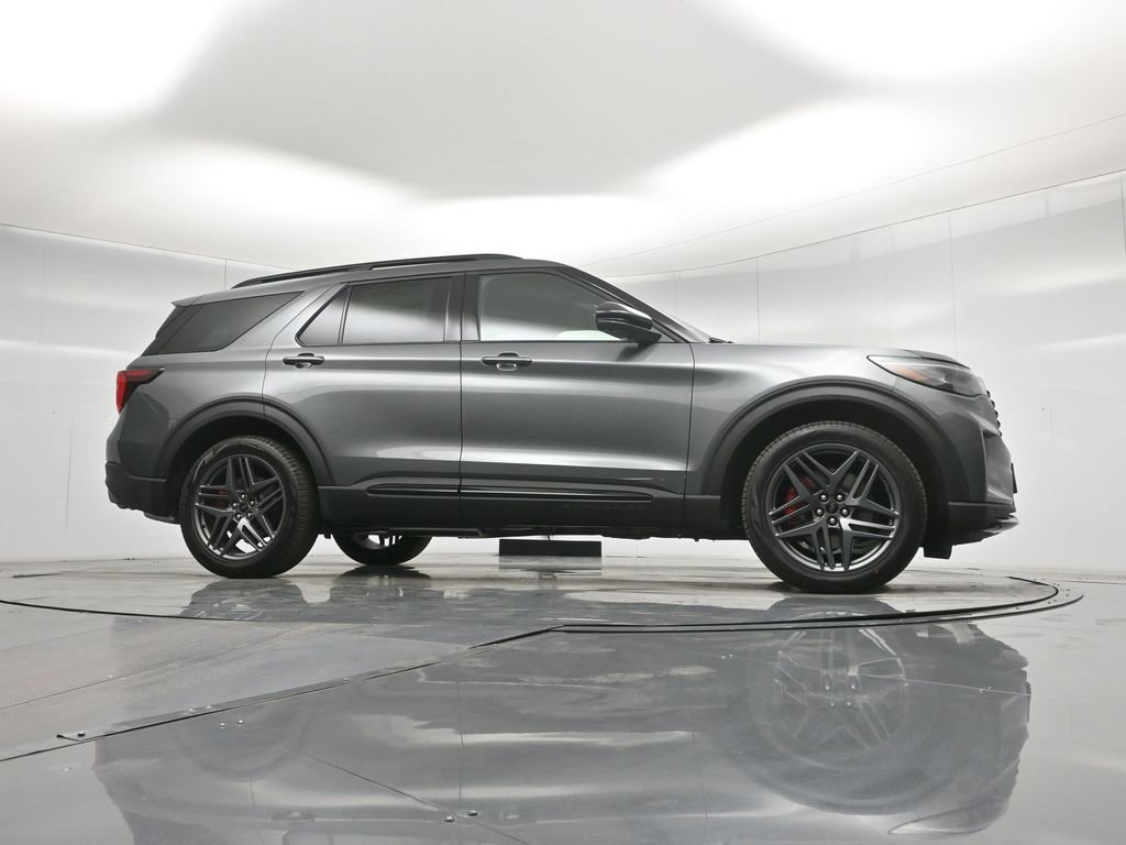 New 2026 Ford Explorer ST w/ Sun And Sound Package AWD/4WD image 3