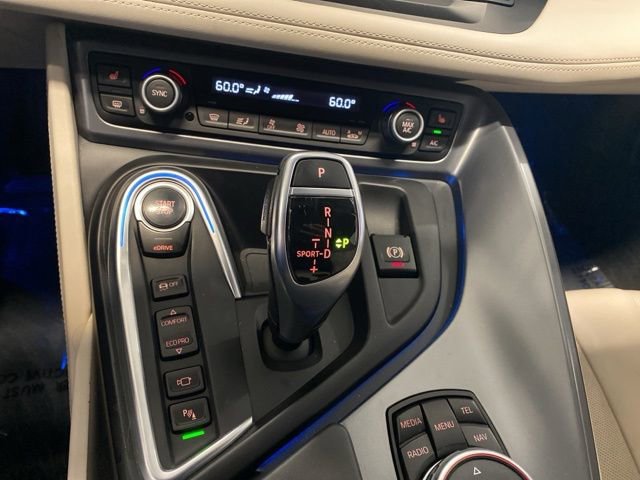 Used 2015 BMW i8 image 24
