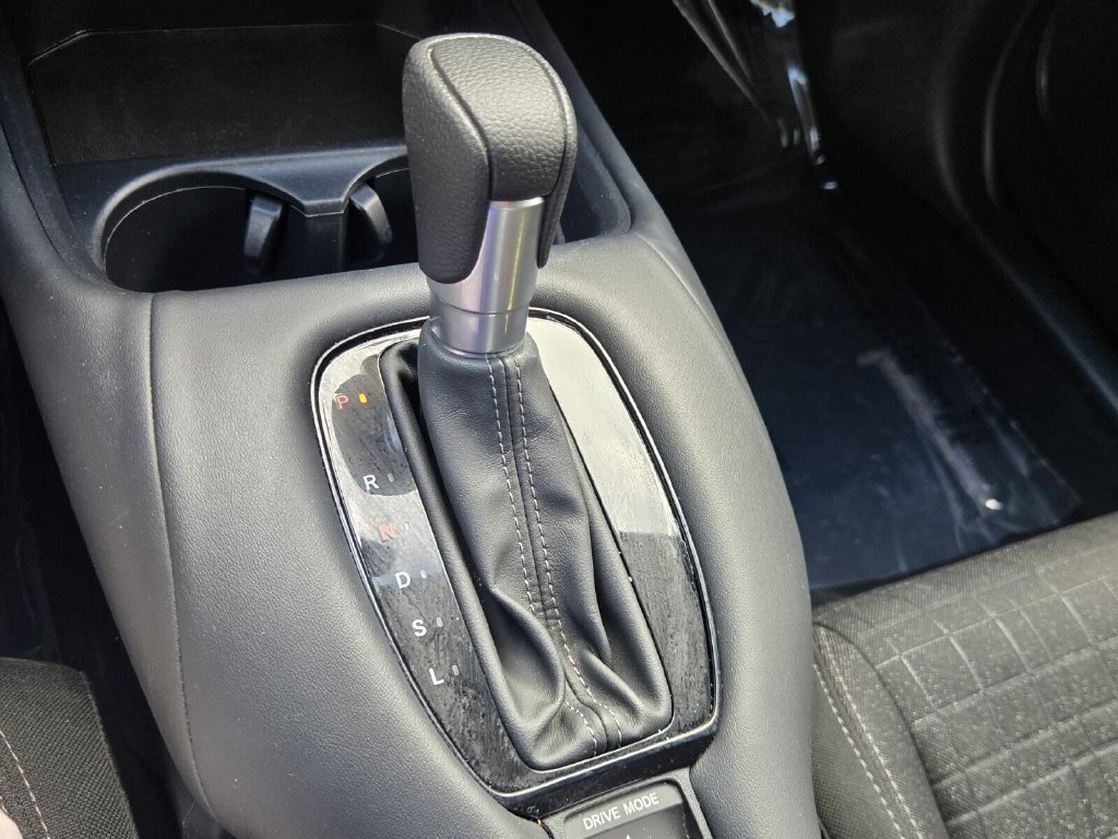 Certified 2024 Honda HR-V LX image 19