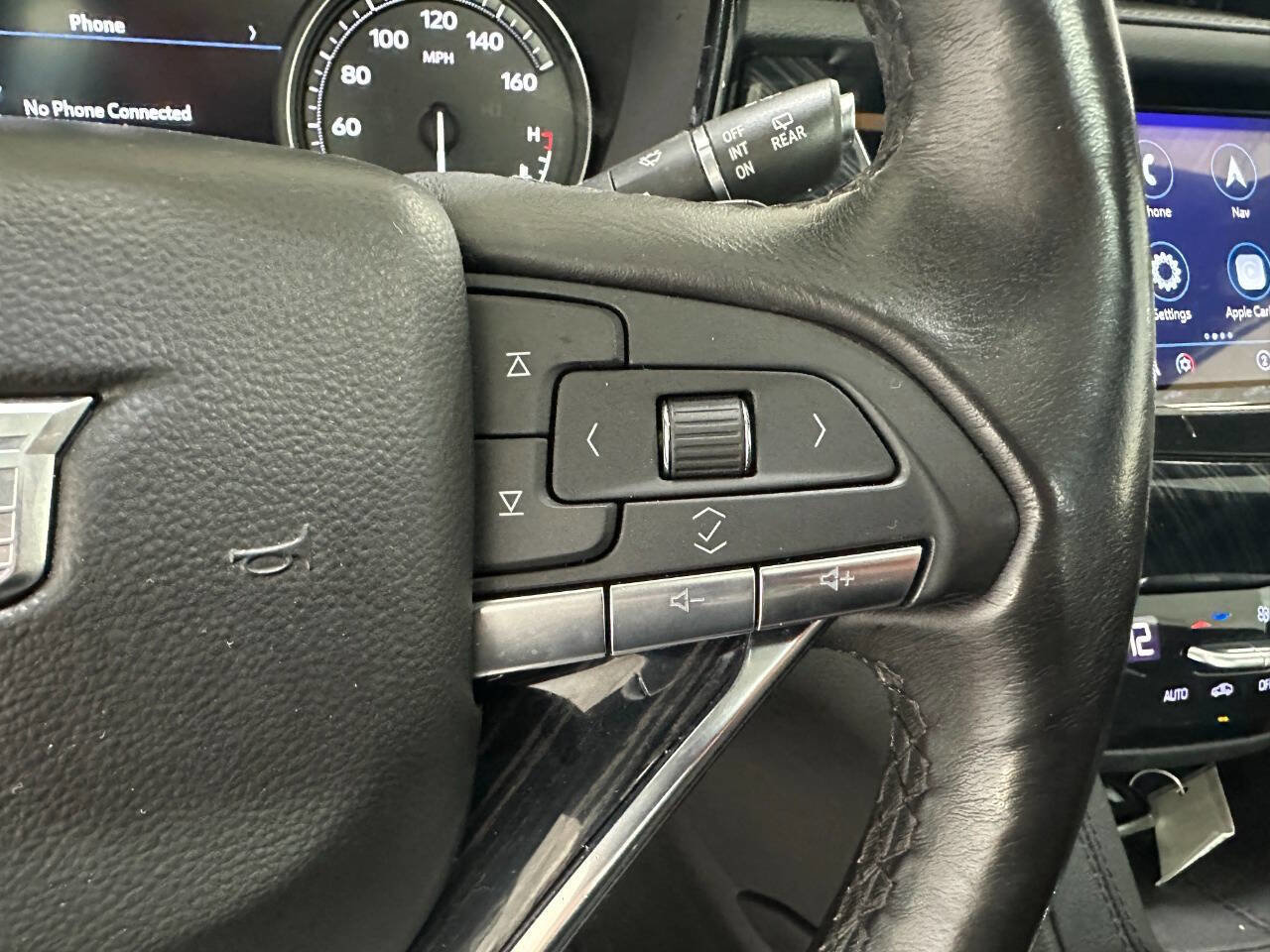 Used 2023 Cadillac XT6 Premium Luxury w/ Technology Package image 33