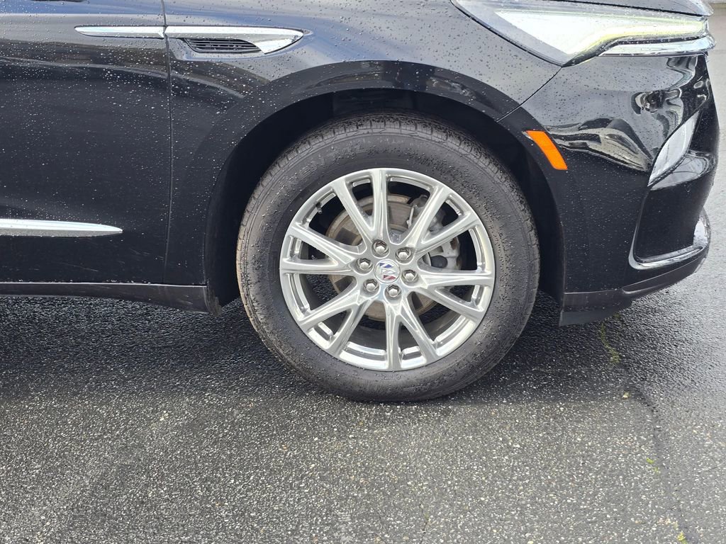 Used 2023 Buick Enclave Essence w/ Experience Buick Package image 2
