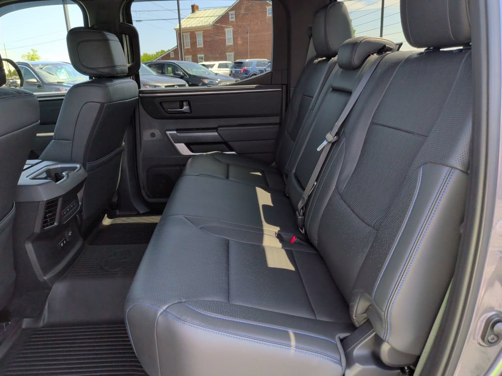 Used 2025 Toyota Tundra Platinum w/ TRD Off-Road Package AWD/4WD image 6