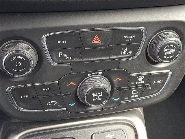 Used 2021 Jeep Compass Latitude w/ Driver Assistance Group image 18