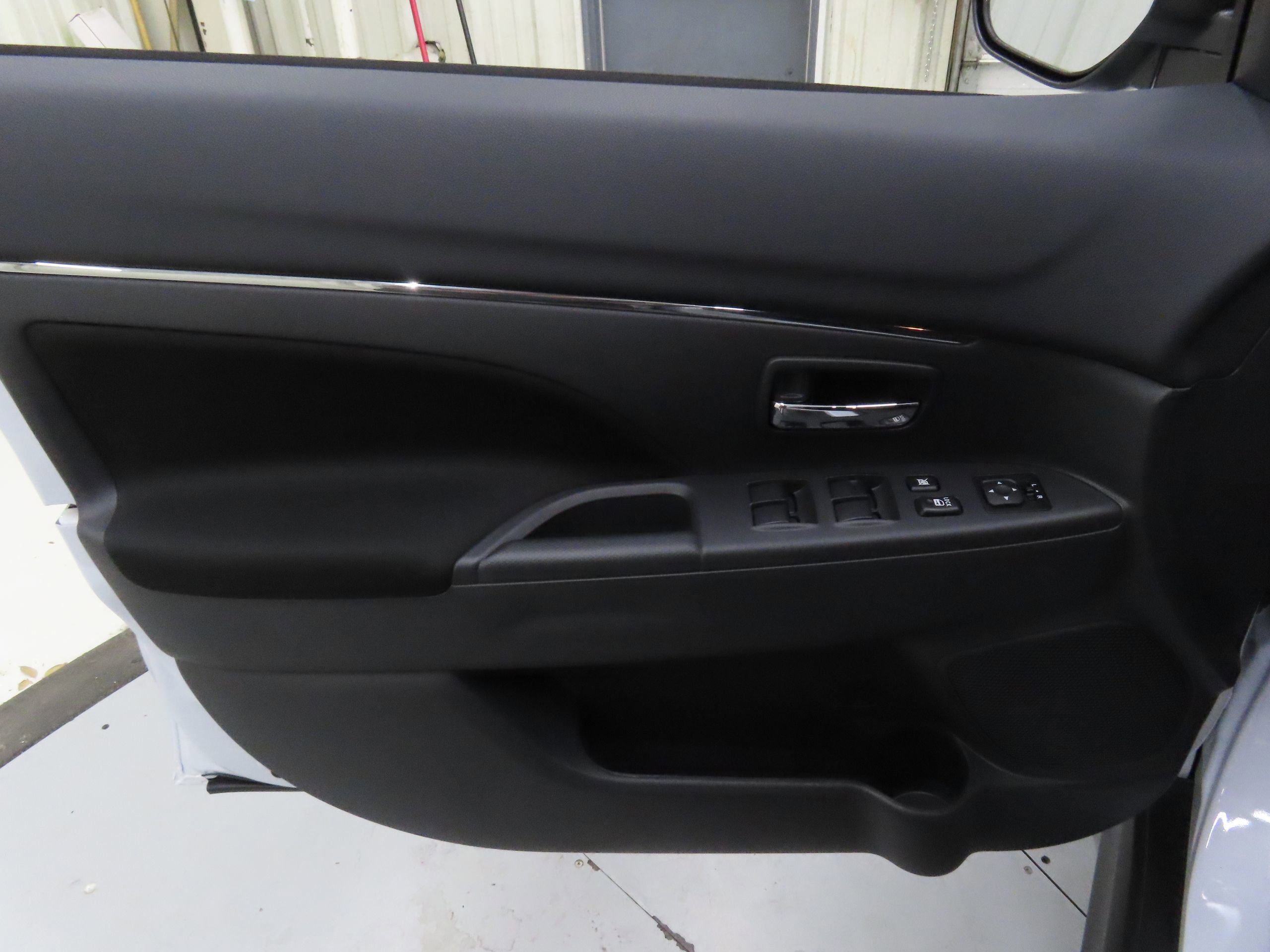 New 2025 Mitsubishi Outlander Sport ES image 9