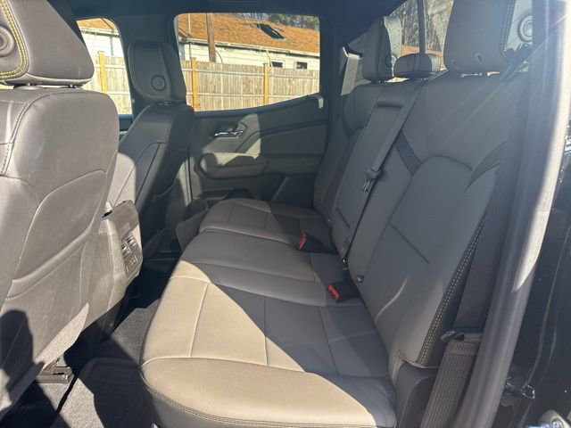 Used 2025 Chevrolet Colorado ZR2 w/ Technology Package image 13