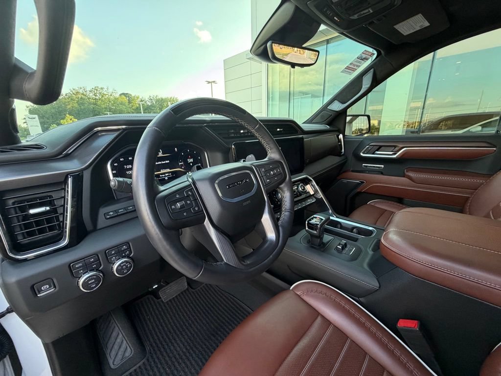 Used 2024 GMC Sierra 1500 Denali Ultimate AWD/4WD image 21