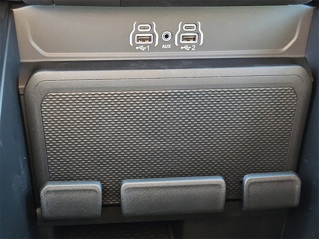 New 2026 RAM 1500 Express image 17