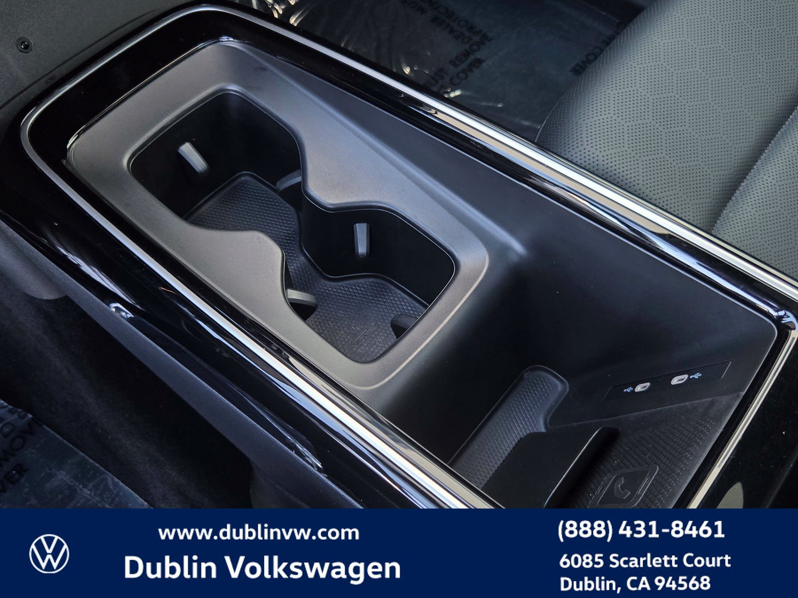 Used 2023 Volkswagen ID.4 Pro S AWD/4WD image 19