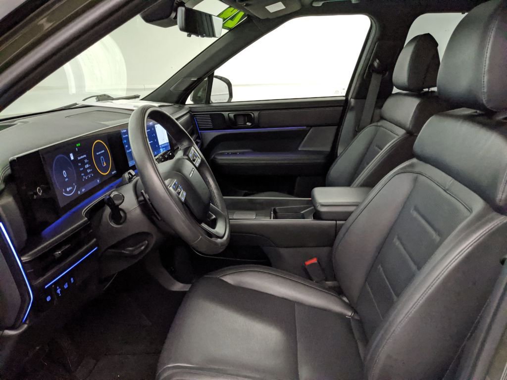 Used 2024 Hyundai Santa Fe Calligraphy image 21