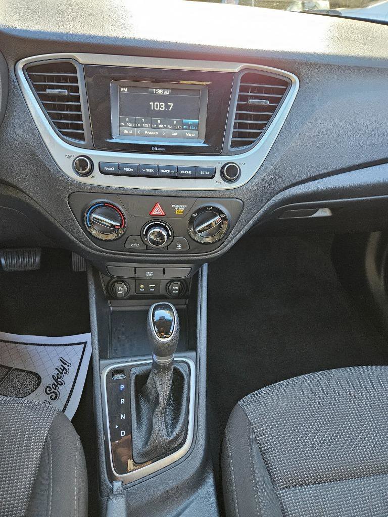 Used 2020 Hyundai Accent SE image 15