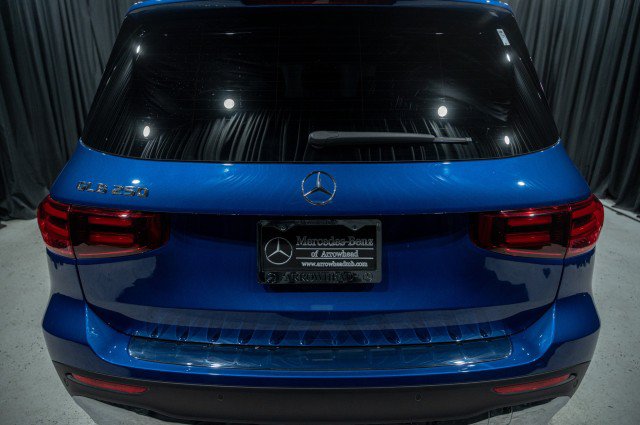 Used 2026 Mercedes-Benz GLB 250 image 6