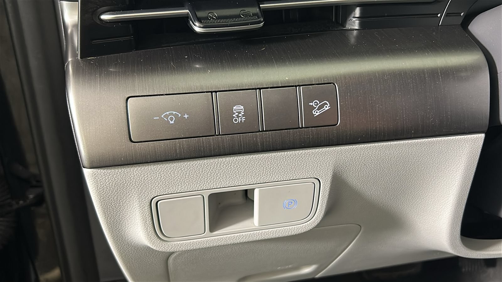 Used 2025 Hyundai Kona SEL FWD image 22