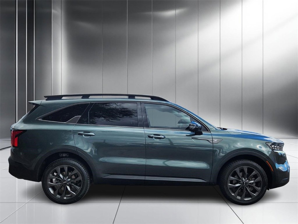 Used 2021 Kia Sorento SX Prestige image 2