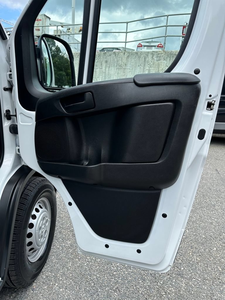 Used 2023 RAM ProMaster 2500 FWD image 28