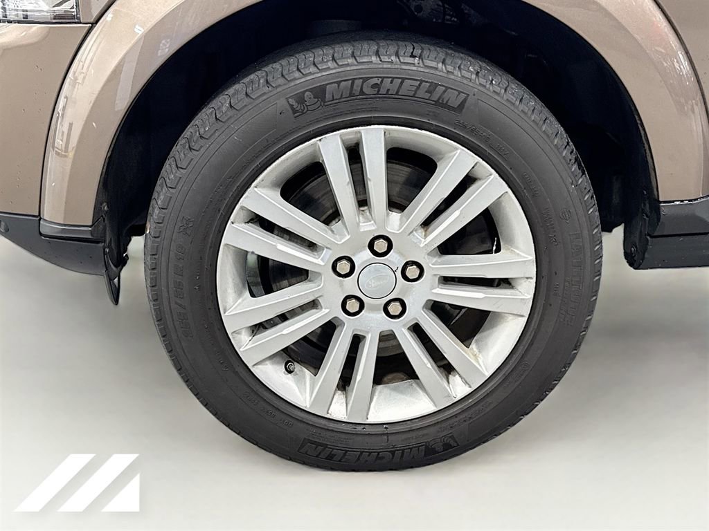 Used 2016 Land Rover LR4 HSE LUX image 33