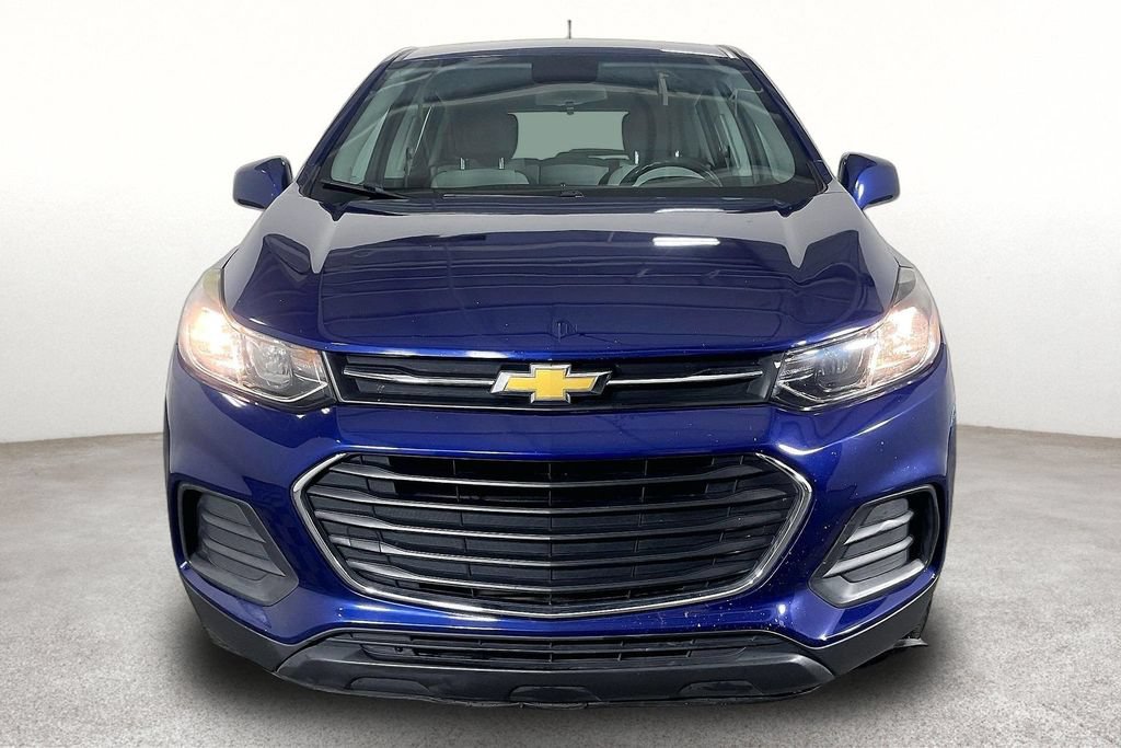 Used 2017 Chevrolet Trax LS AWD/4WD image 4