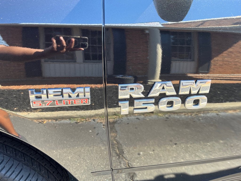 Used 2015 RAM 1500 Express image 16