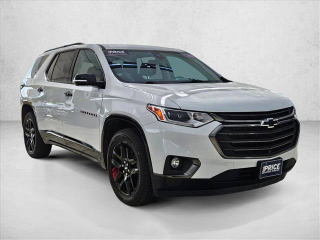 Used 2020 Chevrolet Traverse Premier w/ Redline Edition FWD image 3