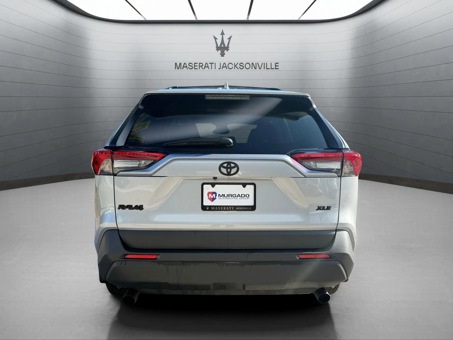 Used 2025 Toyota RAV4 XLE w/ Convenience Package FWD image 13