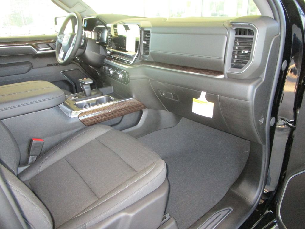 New 2026 GMC Sierra 1500 Elevation image 25