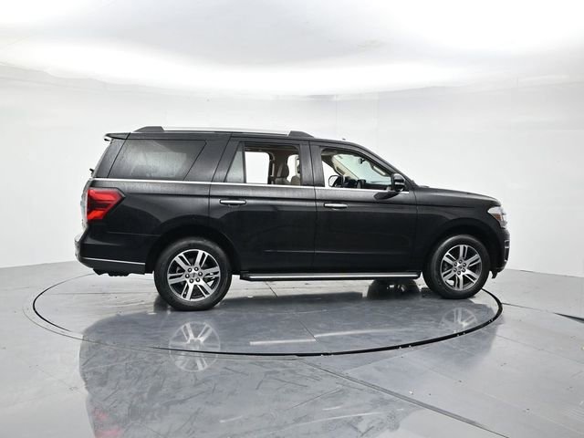 Used 2023 Ford Expedition Limited image 2