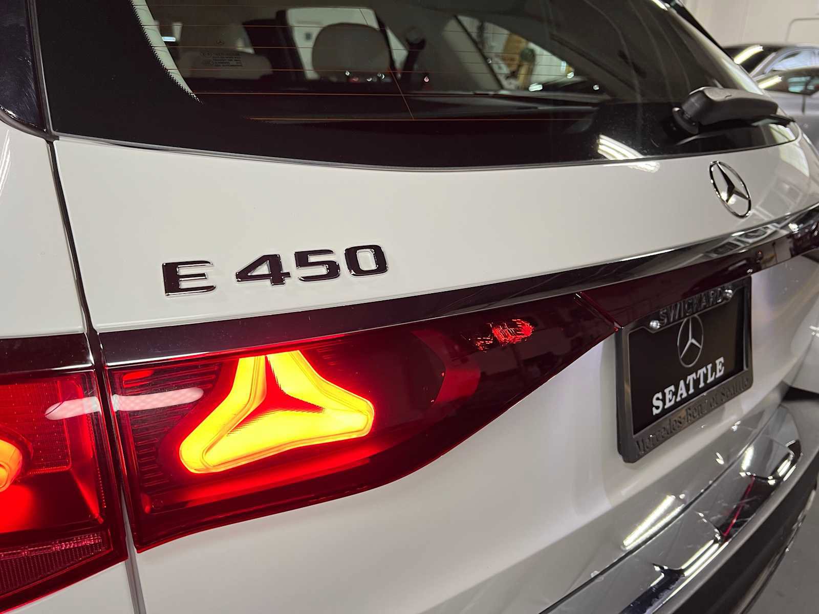 Used 2024 Mercedes-Benz E 450 4MATIC All-Terrain Wagon image 14