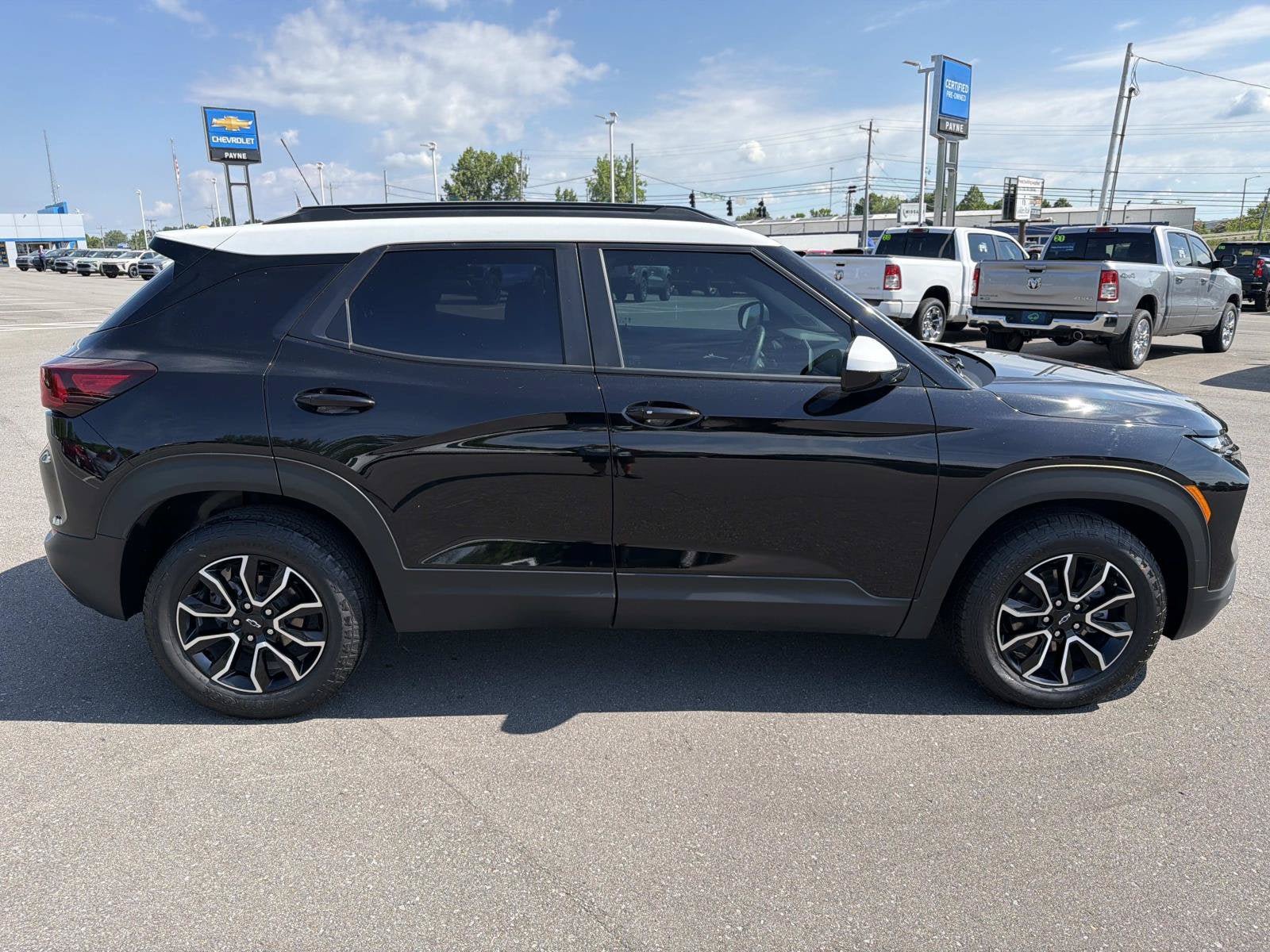 Certified 2024 Chevrolet TrailBlazer ACTIV w/ Convenience Package FWD image 8