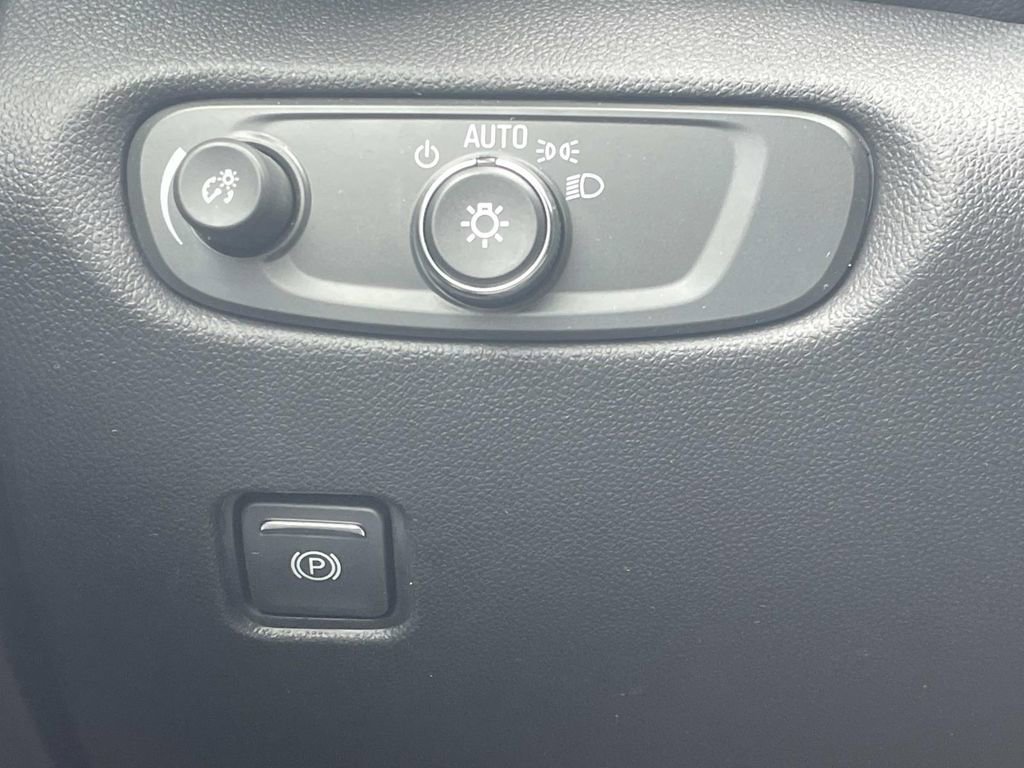 Used 2024 Chevrolet Blazer LT w/ Convenience Package image 31