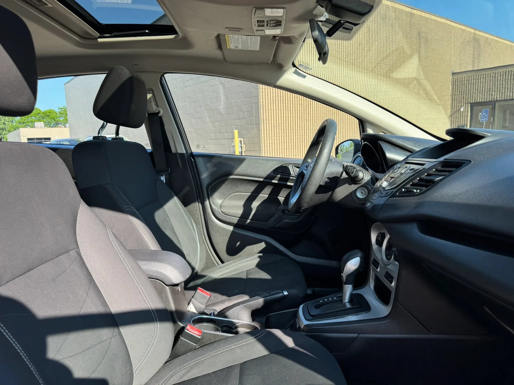 Used 2019 Ford Fiesta SE w/ Cold Weather Package FWD image 27