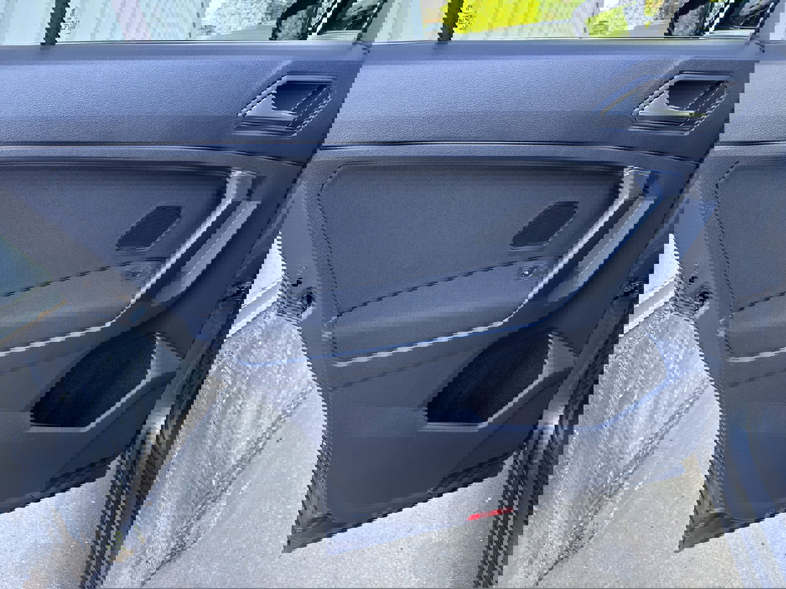 Used 2021 Volkswagen Tiguan S FWD image 9