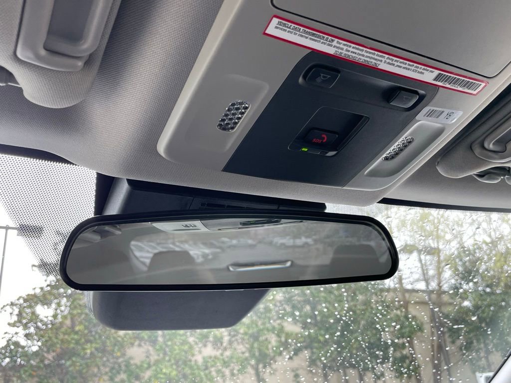 Used 2025 Toyota Camry SE image 21