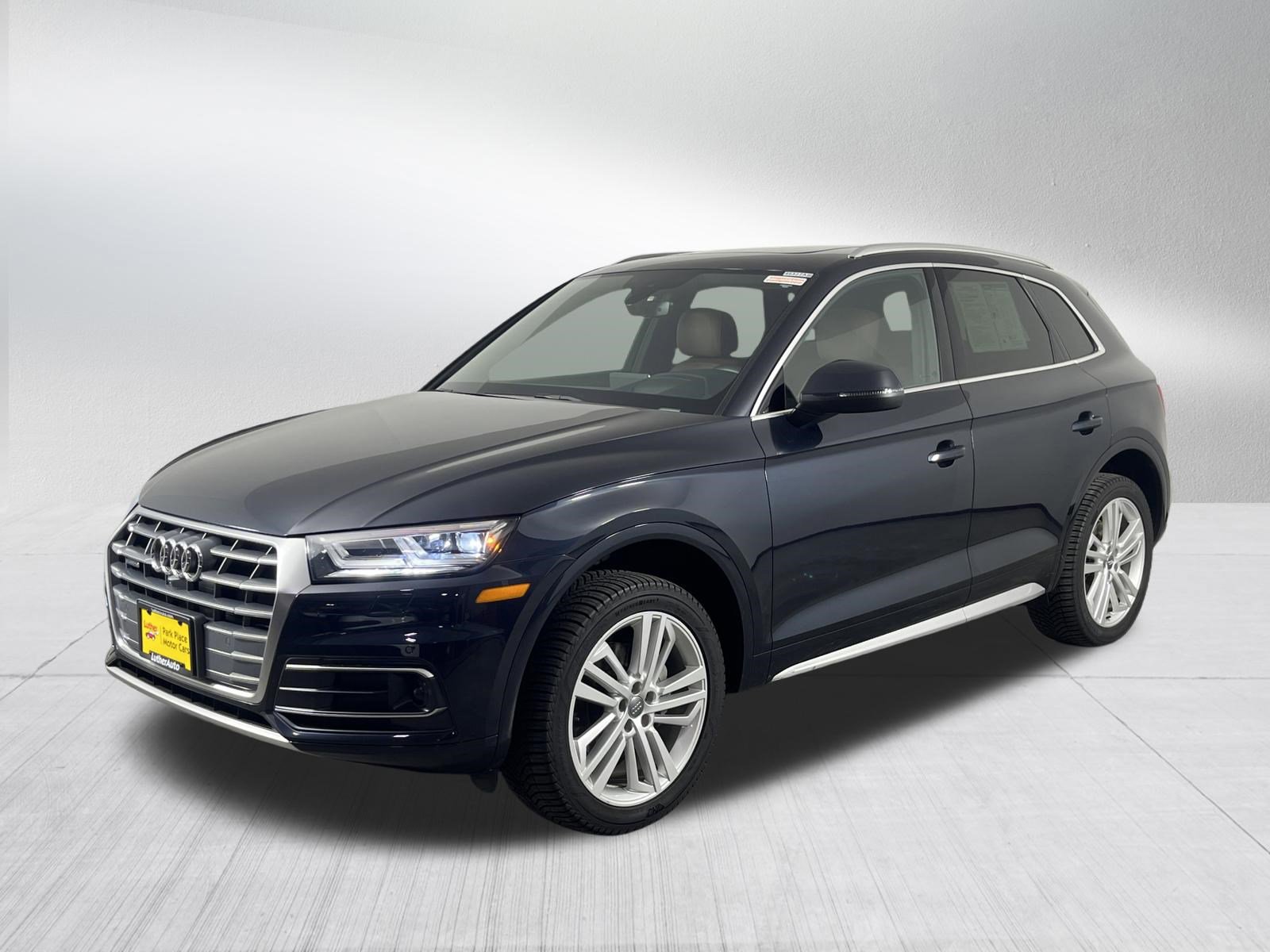 Used 2018 Audi Q5 Prestige w/ Prestige Package image 3