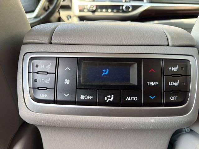 Used 2015 Toyota Highlander Limited Platinum AWD/4WD image 15