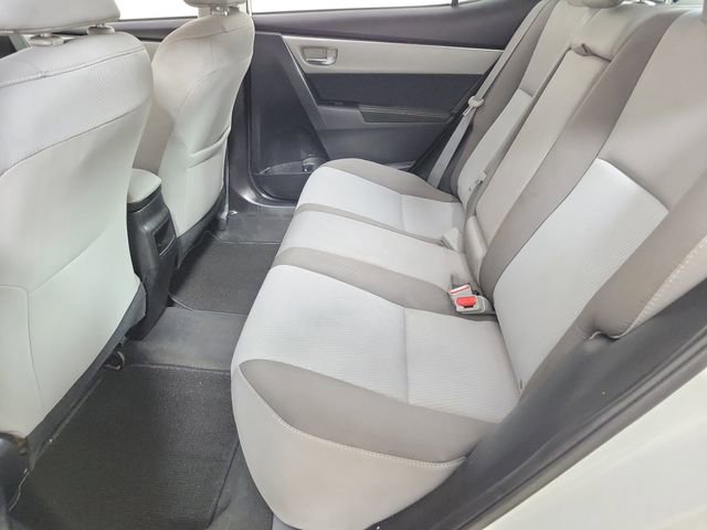 Used 2018 Toyota Corolla LE FWD image 12