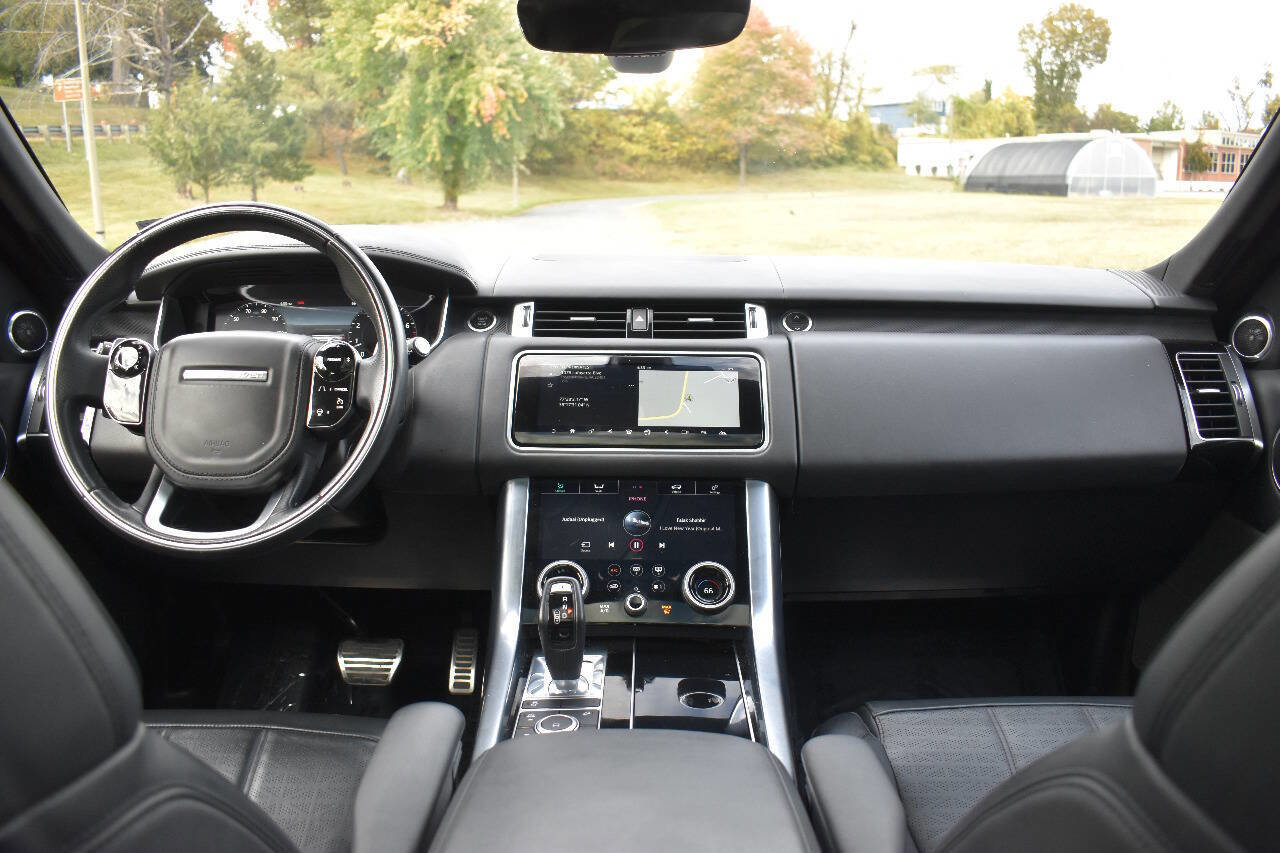 Used 2018 Land Rover Range Rover Sport HSE Dynamic image 18