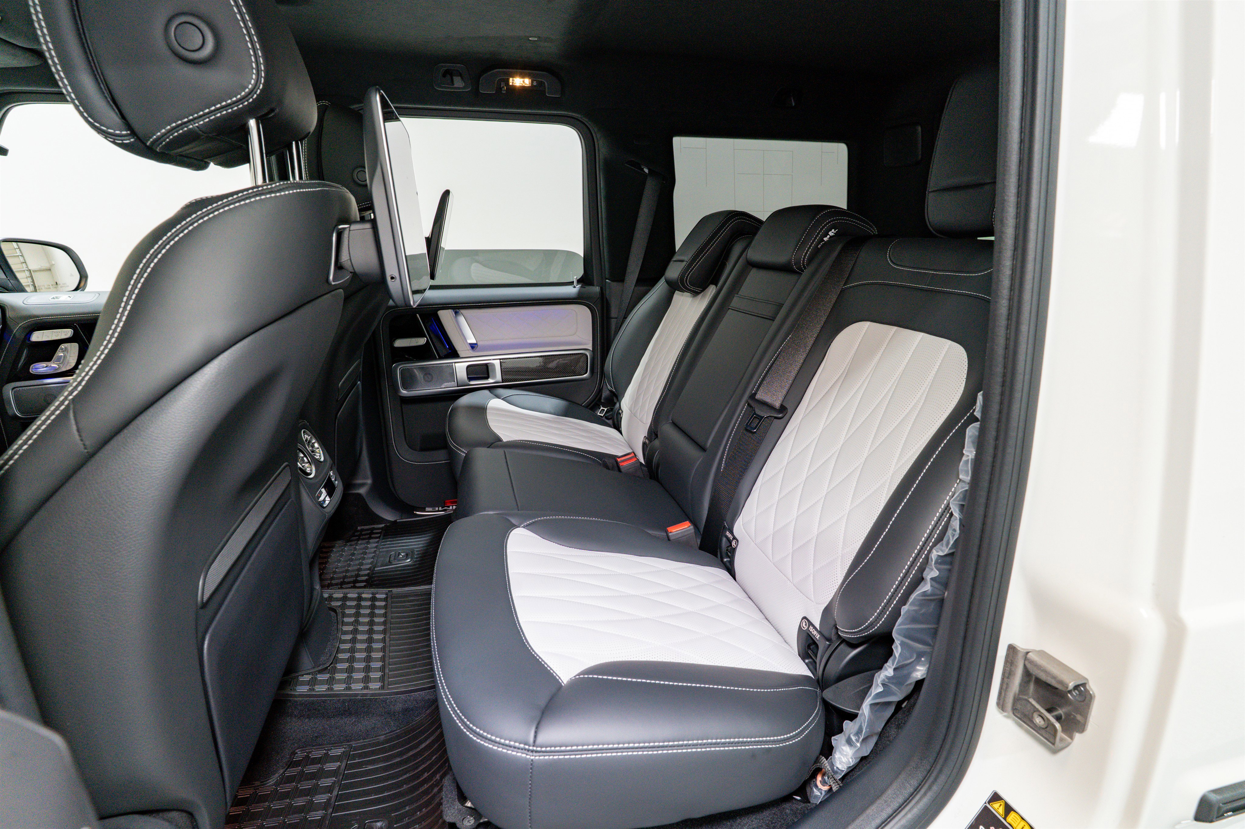 Used 2025 Mercedes-Benz G 63 AMG AMG G 63 image 37