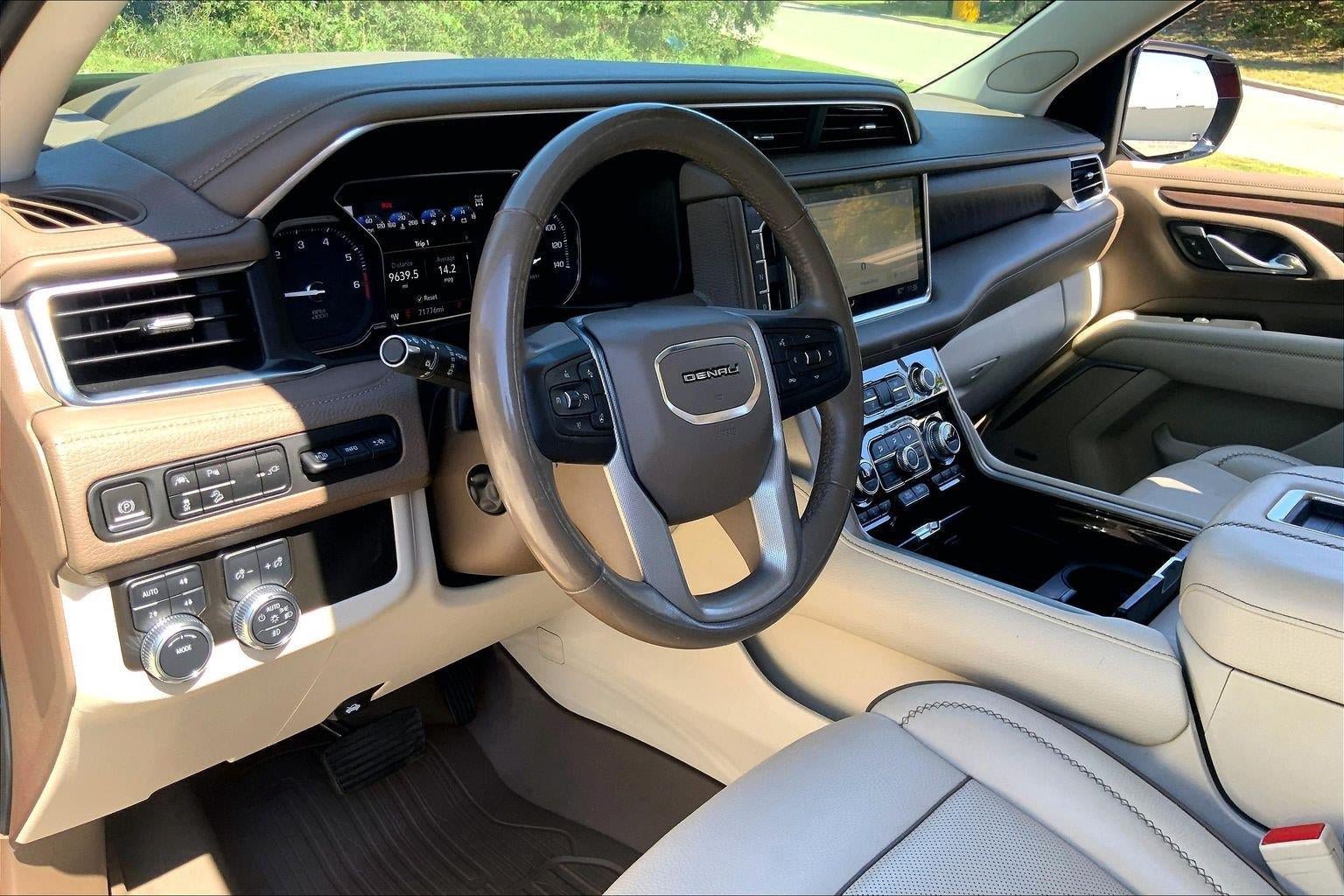Used 2021 GMC Yukon Denali AWD/4WD image 15