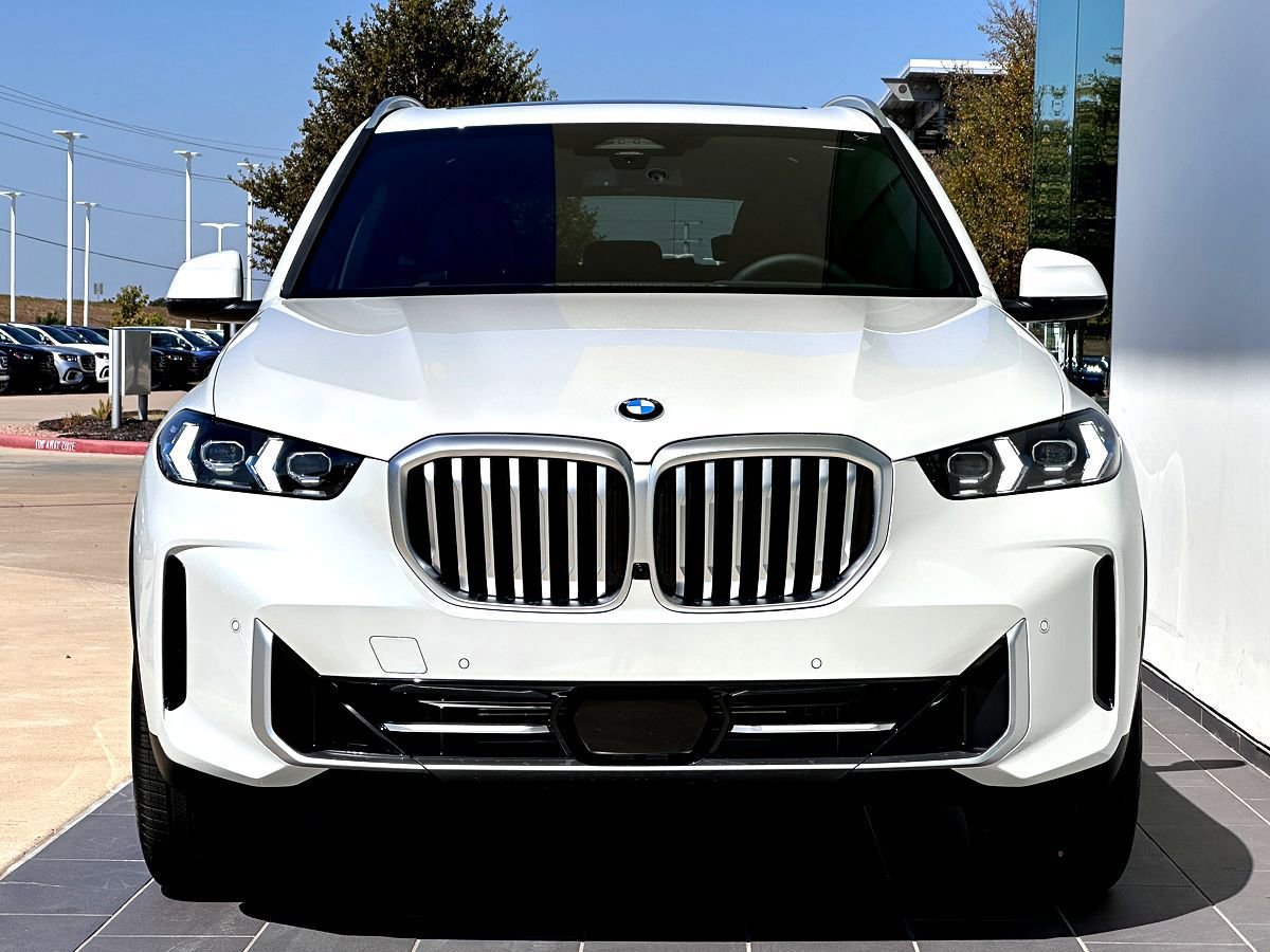New 2026 BMW X5 xDrive40i w/ Climate Comfort Package image 5