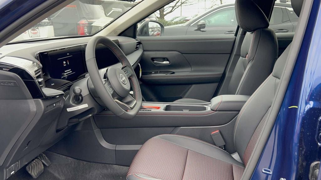 New 2026 Nissan Kicks SR w/ Cold Weather Package AWD/4WD image 26