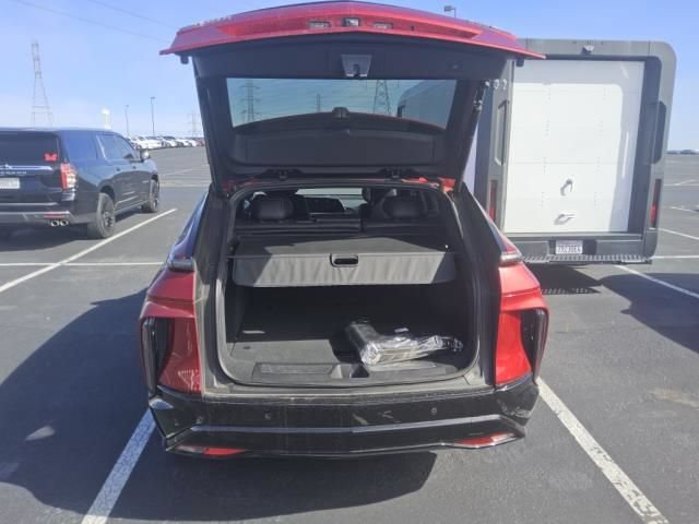 Used 2024 Cadillac Lyriq Sport AWD/4WD image 9