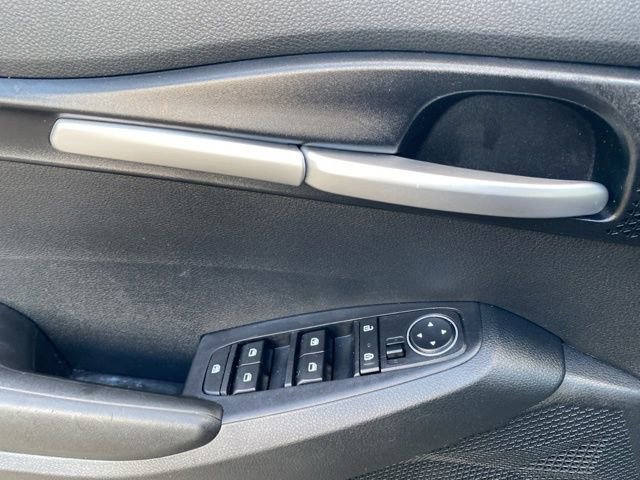 Used 2022 Kia Seltos LX image 17