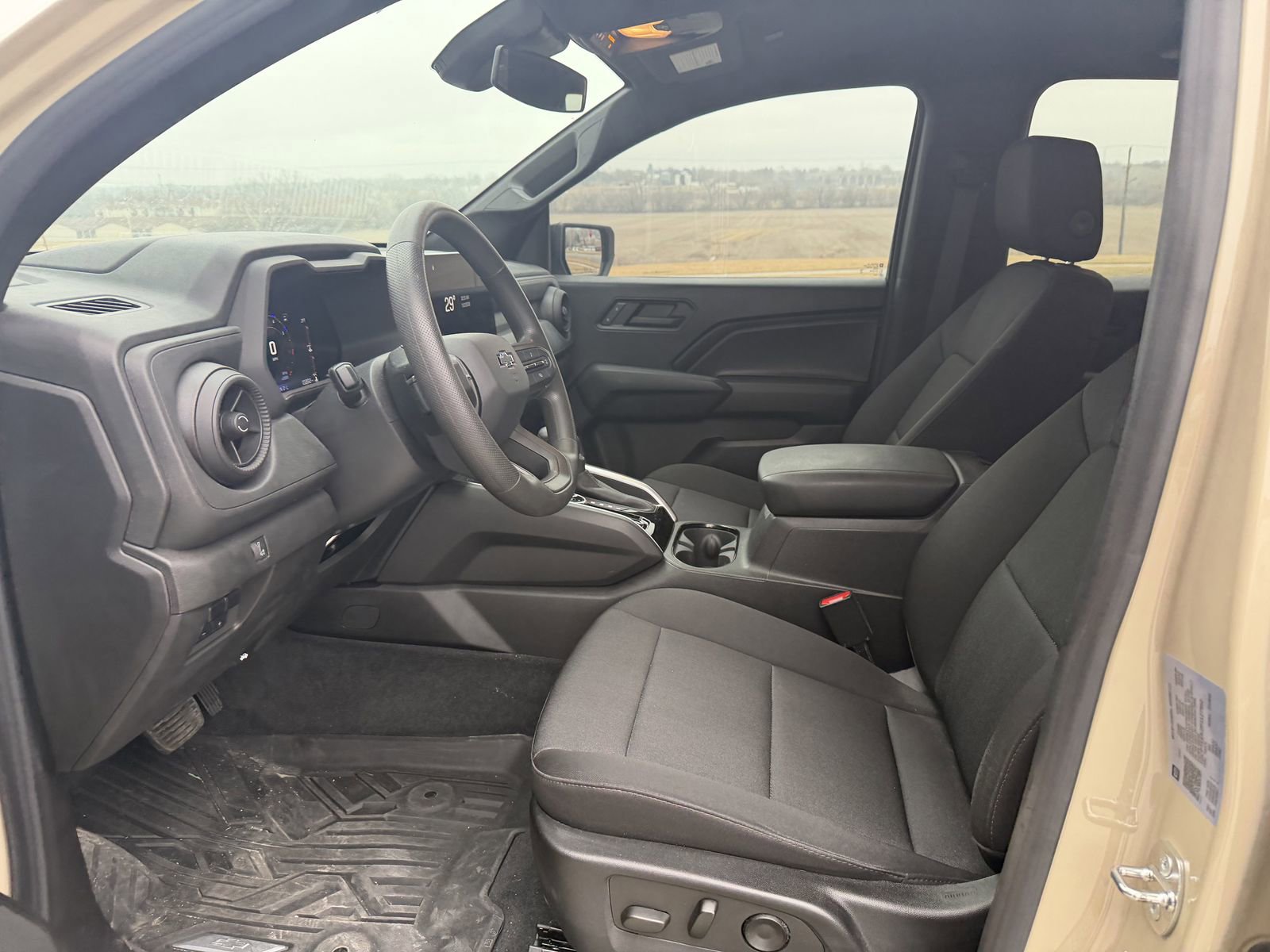 Used 2023 Chevrolet Colorado Trail Boss w/ Technology Package image 7