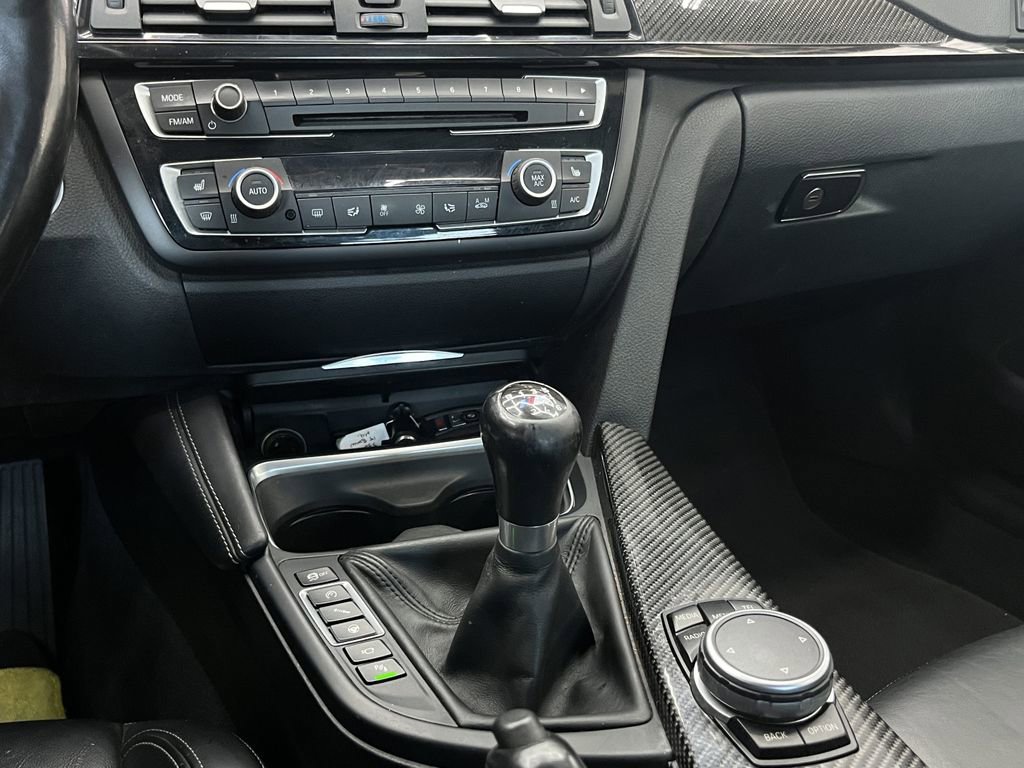 Used 2015 BMW M4 Coupe image 14