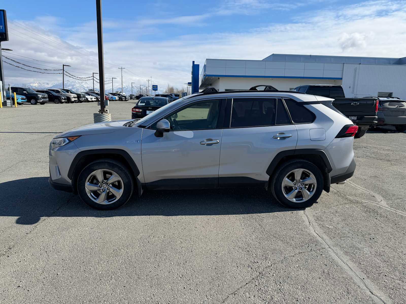 Used 2020 Toyota RAV4 Limited AWD/4WD image 2